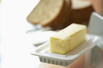 7 Reasons to Eat More Saturated Fat